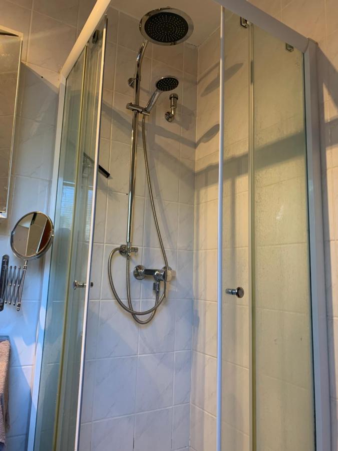 Privates Ferienzimmer An Der Nordsee Хузум Екстериор снимка